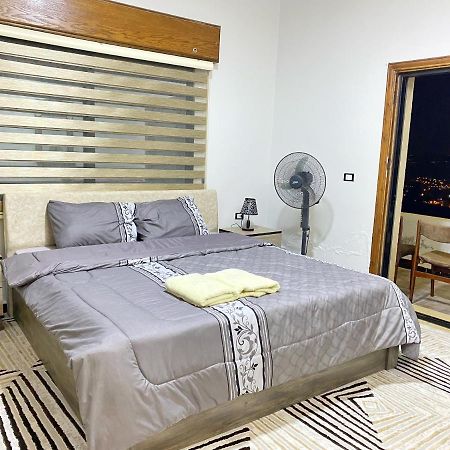 Jasmine'S House Apartment จีราช ภายนอก รูปภาพ