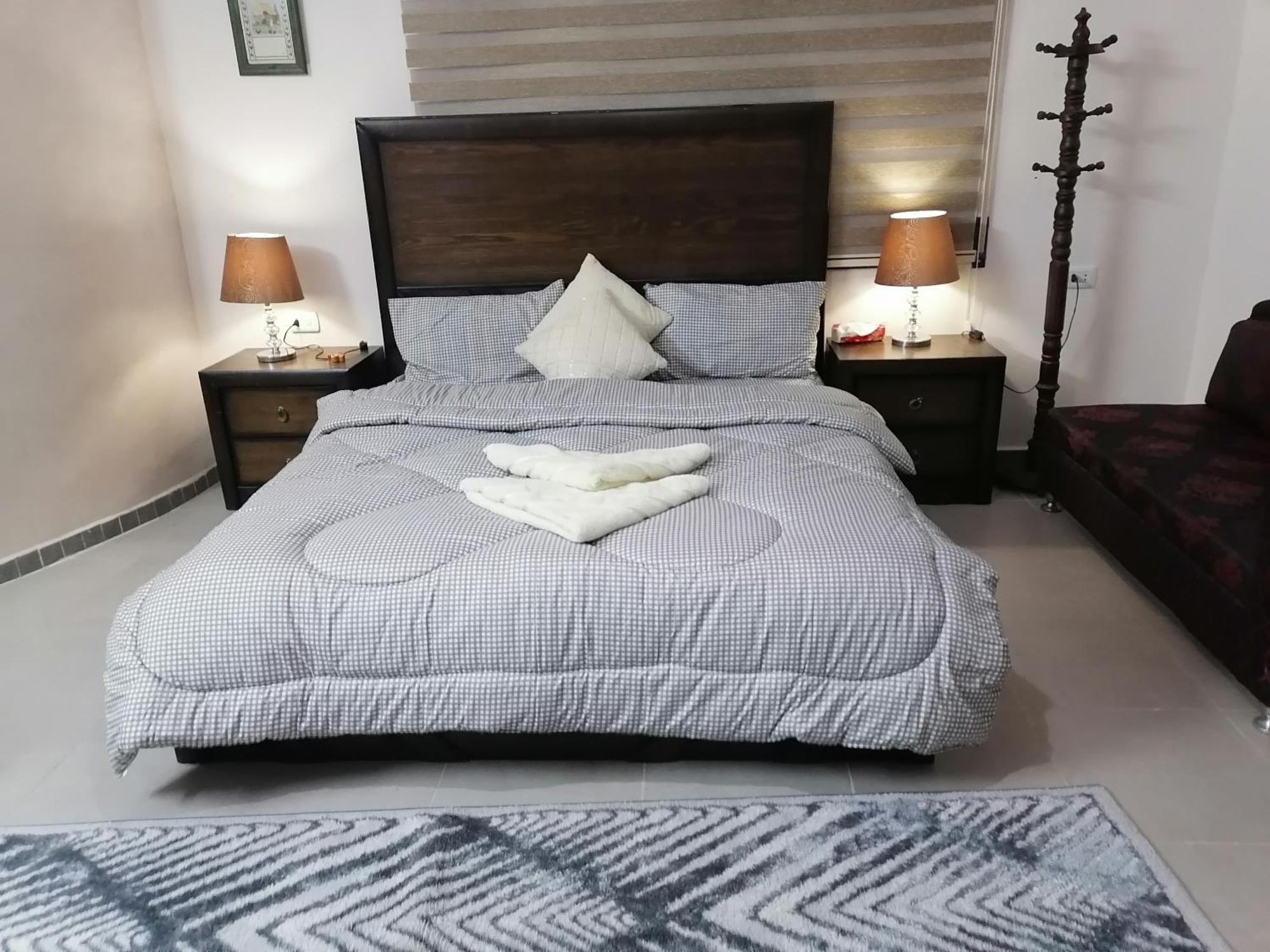 Jasmine'S House Apartment จีราช ภายนอก รูปภาพ
