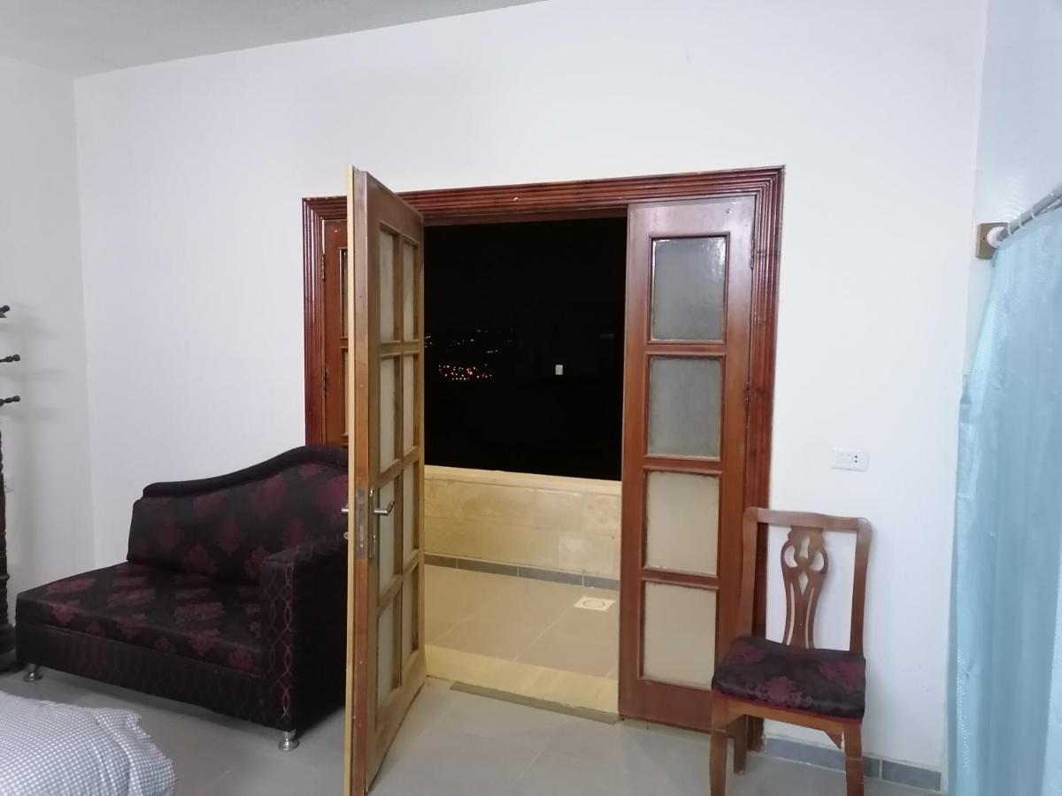 Jasmine'S House Apartment จีราช ภายนอก รูปภาพ