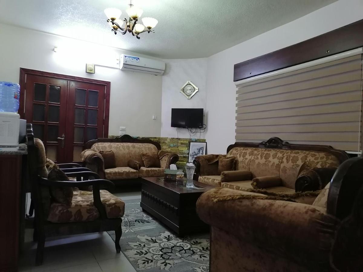 Jasmine'S House Apartment จีราช ภายนอก รูปภาพ