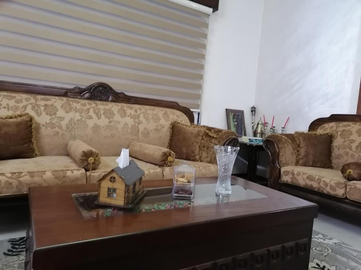 Jasmine'S House Apartment จีราช ภายนอก รูปภาพ